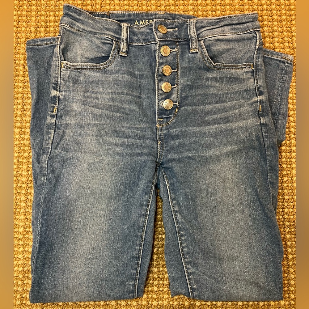 AMERICAN EAGLE Size 4 Button-up Hi-rise Jeans